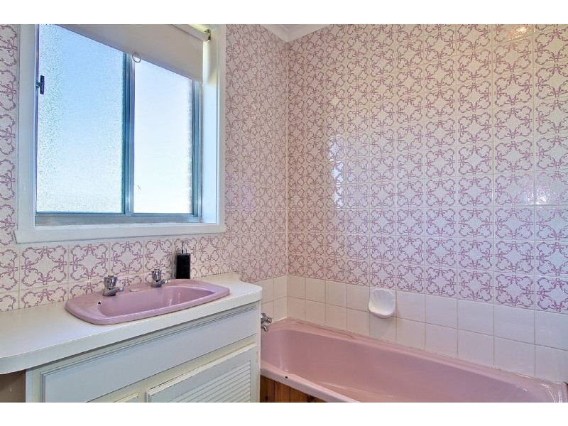 35 Checquers Street, Rokeby TAS 7019