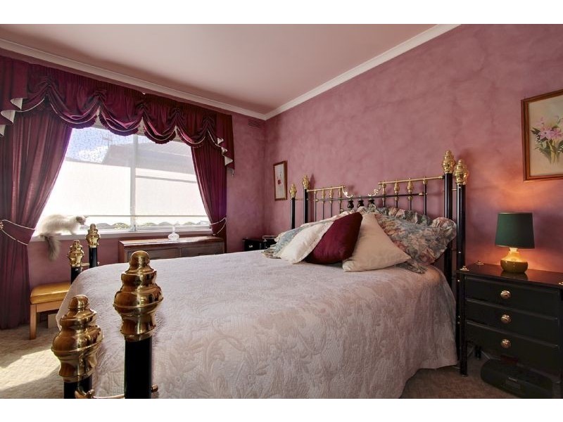 6 Tollard Court, Rokeby TAS 7019