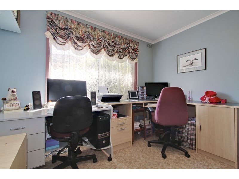 6 Tollard Court, Rokeby TAS 7019