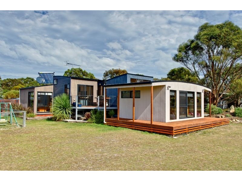 70 Bicheno Street, Clifton Beach TAS 7020
