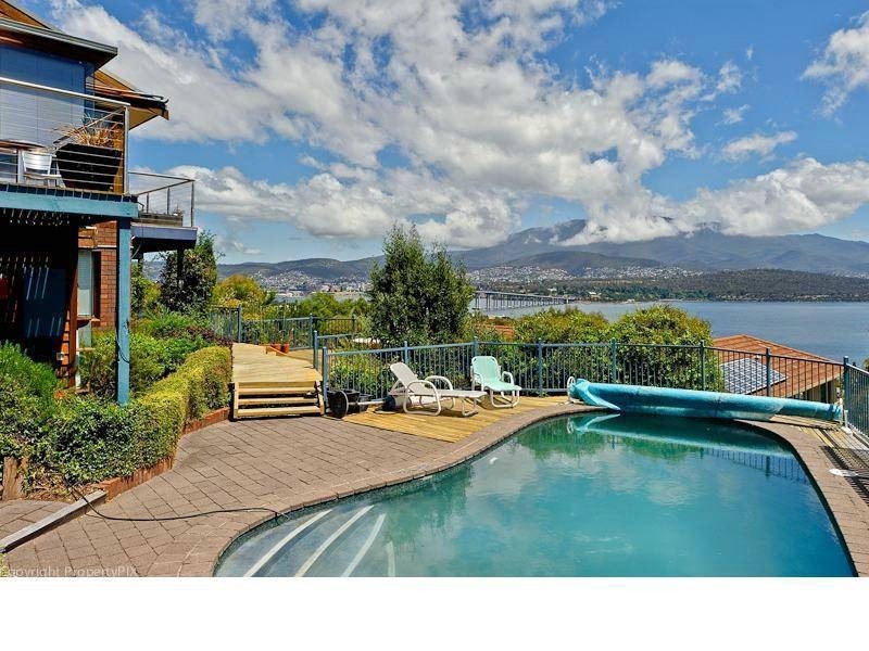 8 Ryeland Court, Rose Bay TAS 7015