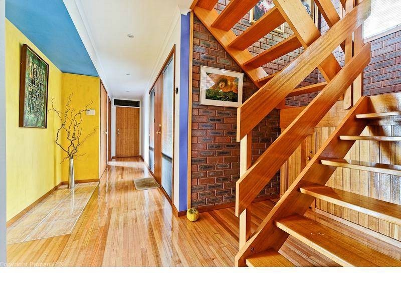 8 Ryeland Court, Rose Bay TAS 7015