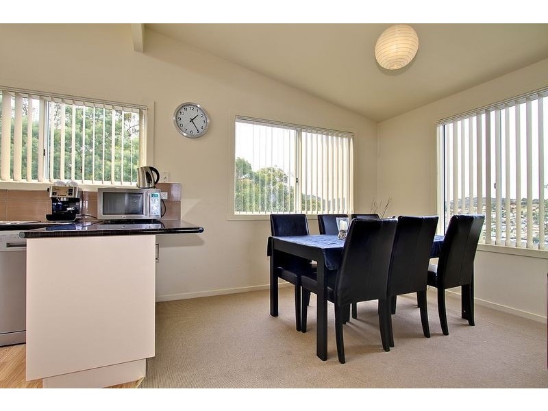 81 Gordons Hill Road, Lindisfarne TAS 7015