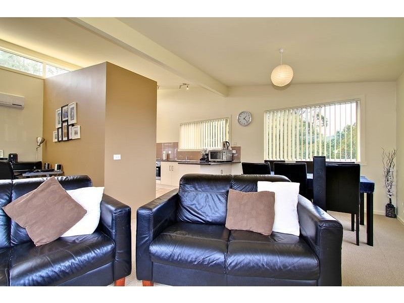 81 Gordons Hill Road, Lindisfarne TAS 7015