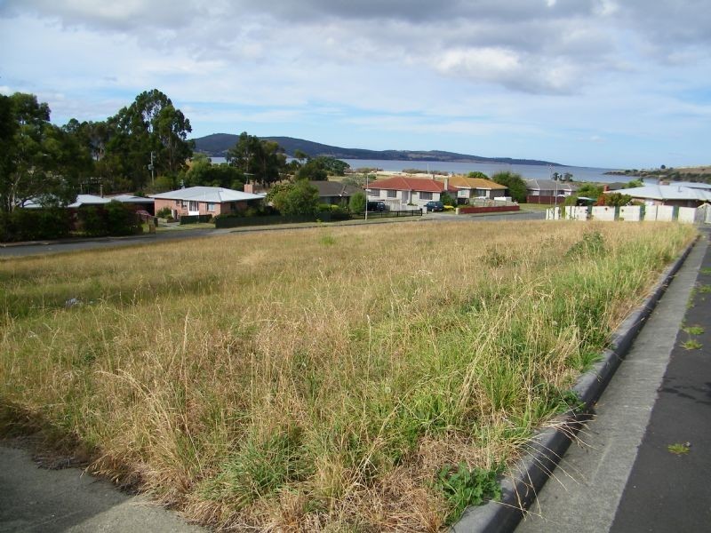 2 Annabelle Street, Rokeby TAS 7019