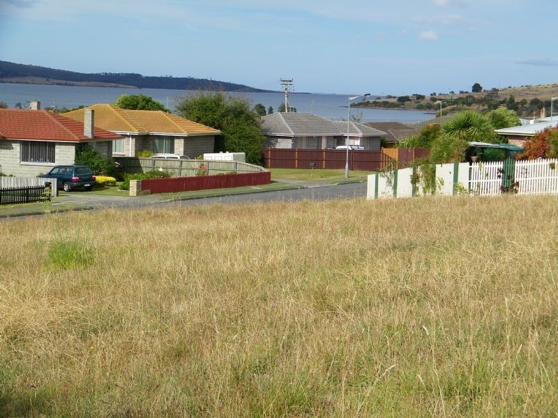 2 Annabelle Street, Rokeby TAS 7019