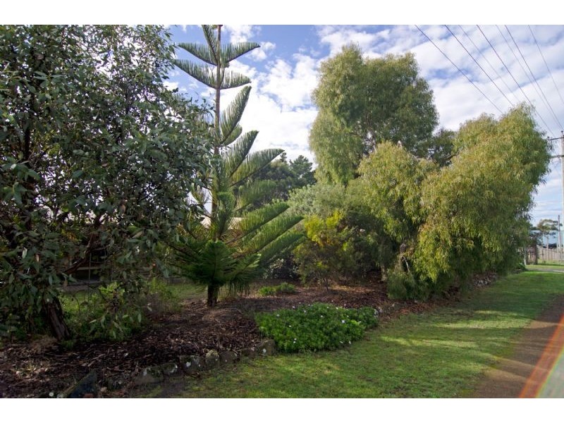 419 Clifton Beach Road, Clifton Beach TAS 7020