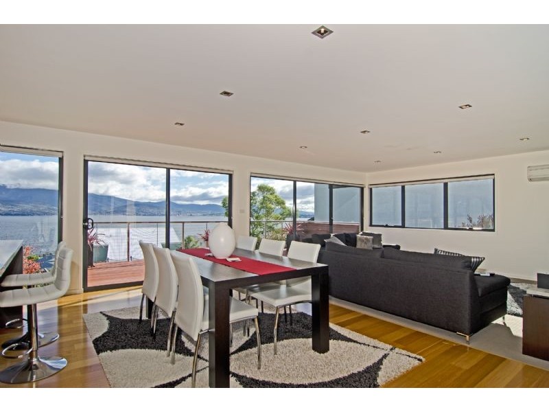 Unit 1 / 698 Oceana Drive, Tranmere TAS 7018