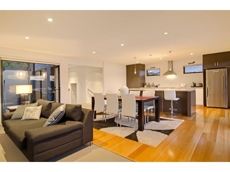 Unit 1 / 698 Oceana Drive, Tranmere TAS 7018