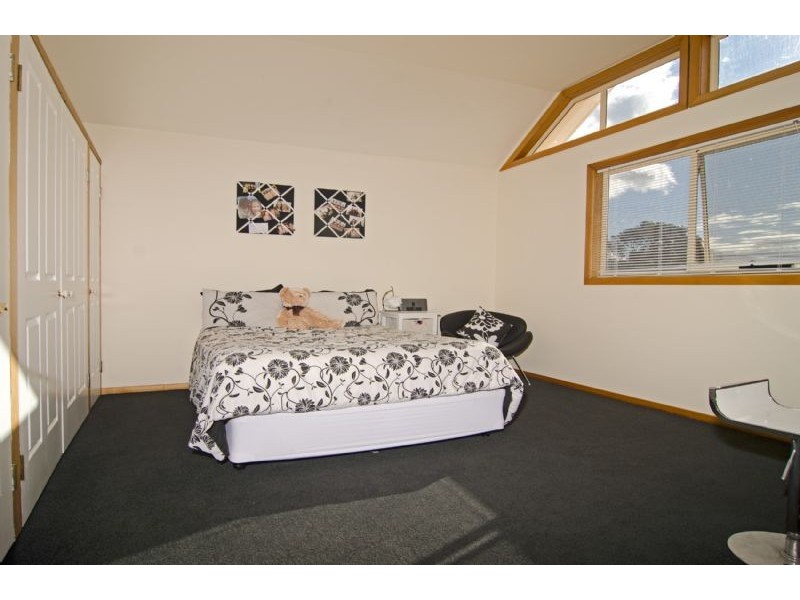 15 Lynrowan Drive, Acton Park TAS 7170