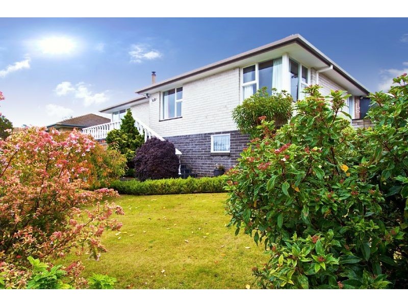 42 Tollard Drive, Rokeby TAS 7019