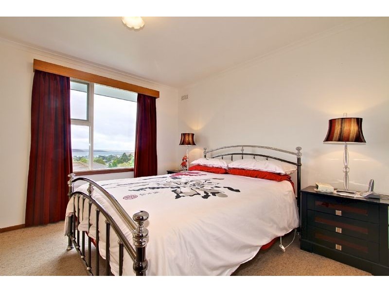 42 Tollard Drive, Rokeby TAS 7019