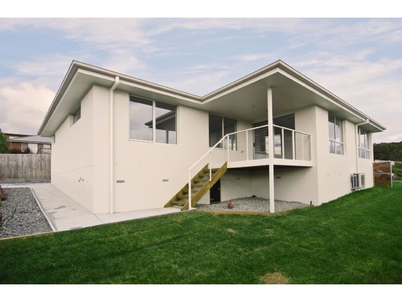 1a Antonia Place, Oakdowns TAS 7019