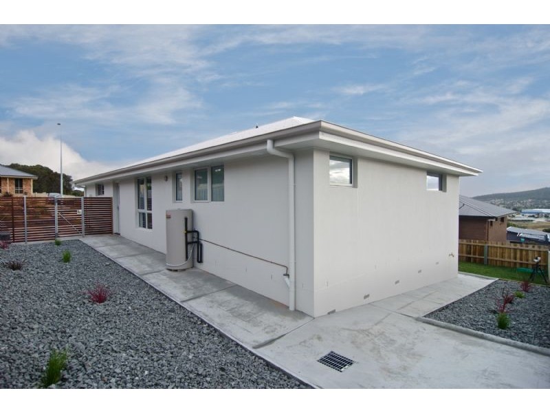 1a Antonia Place, Oakdowns TAS 7019