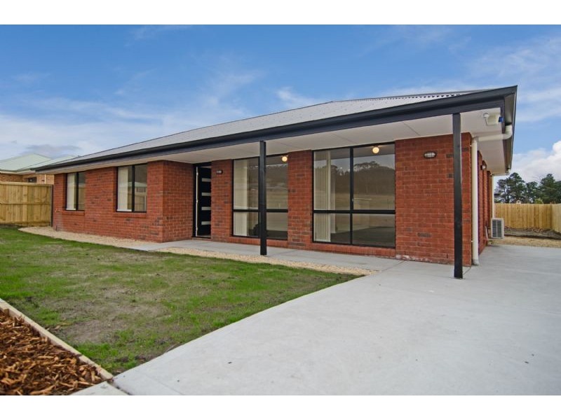 65 Cavenor Drive, Rokeby TAS 7019
