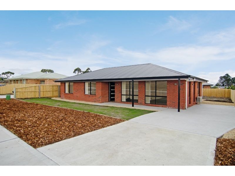 65 Cavenor Drive, Rokeby TAS 7019