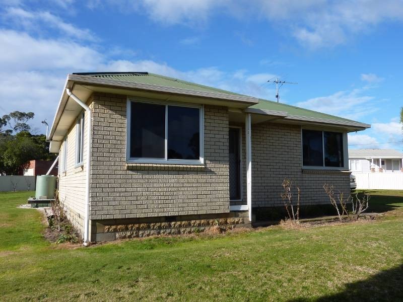 3 Esplanade, Triabunna TAS 7190