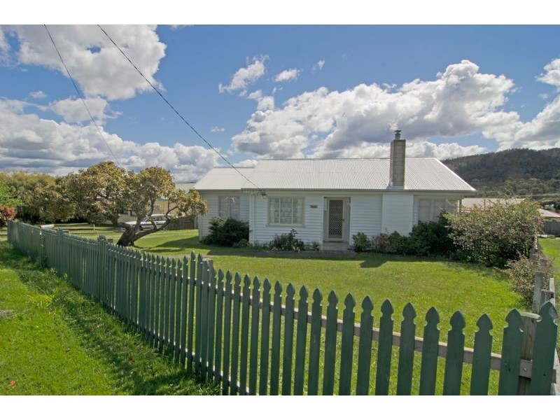 116 Bass Street, Warrane TAS 7018