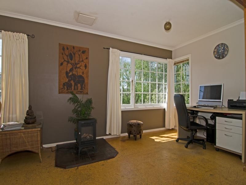 37 Derwent Avenue, Geilston Bay TAS 7015