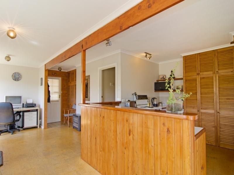 37 Derwent Avenue, Geilston Bay TAS 7015