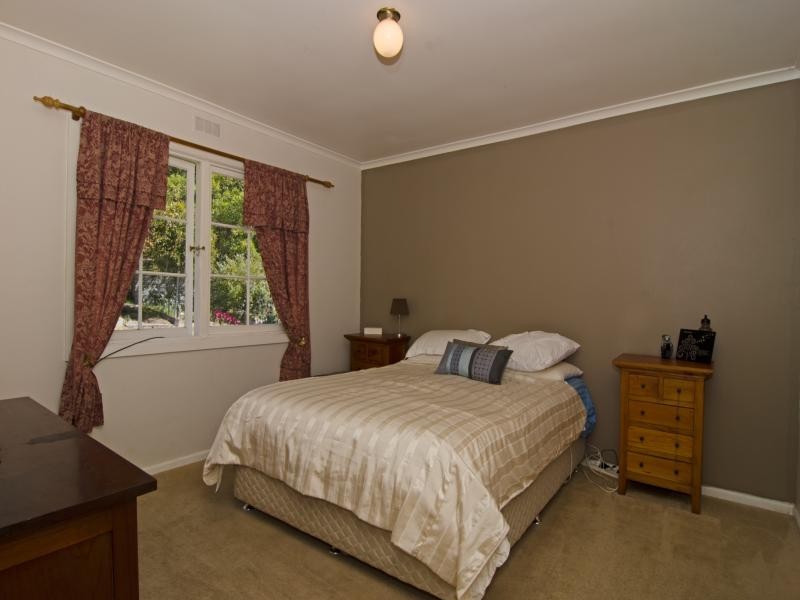 37 Derwent Avenue, Geilston Bay TAS 7015