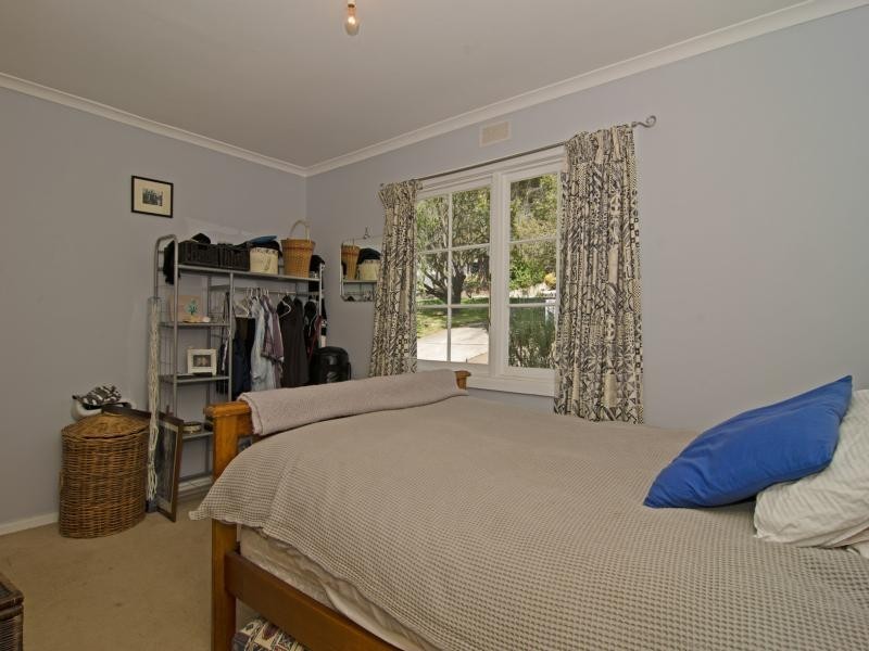 37 Derwent Avenue, Geilston Bay TAS 7015