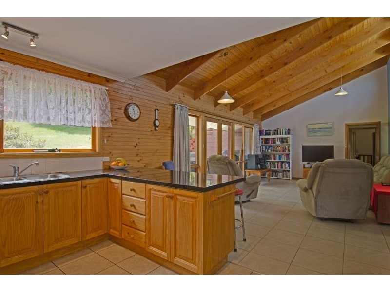 14 Merindah Street, Howrah TAS 7018