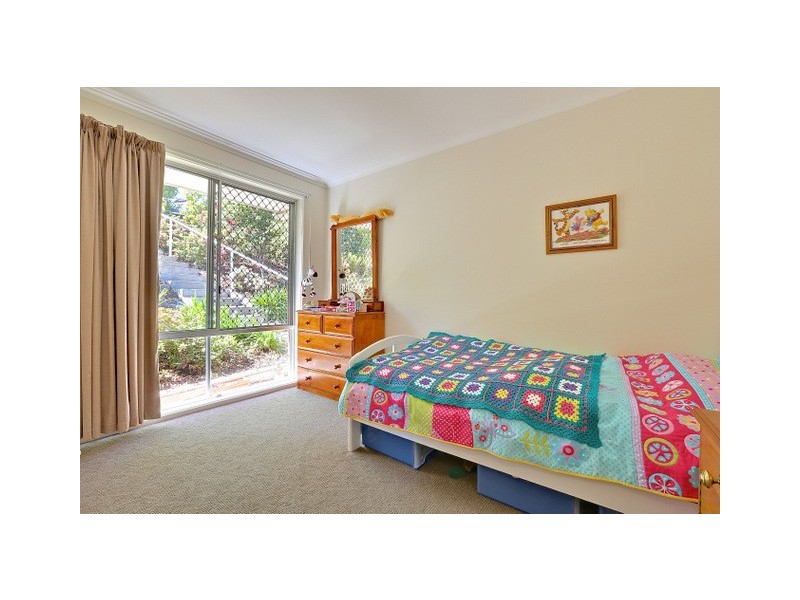 15 Karoola Crescent, Lindisfarne TAS 7015