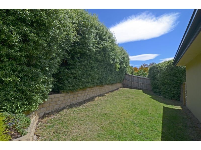 3/2 Sandringham Drive, Howrah TAS 7018