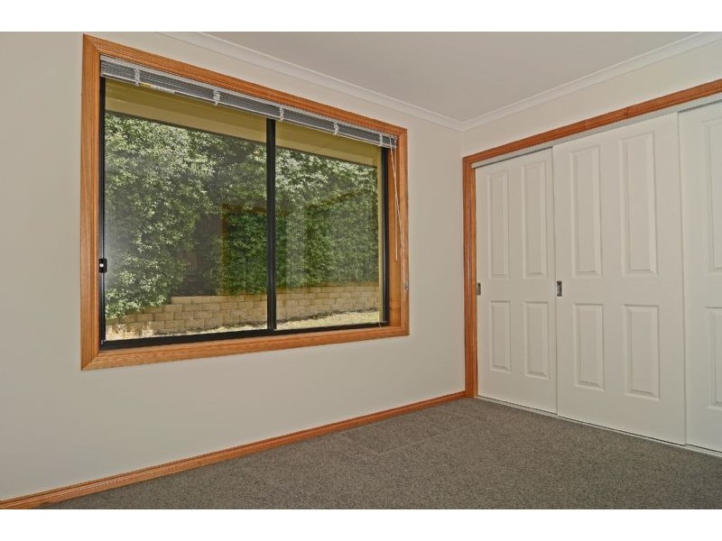 3/2 Sandringham Drive, Howrah TAS 7018