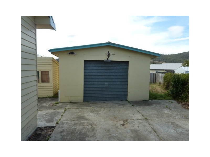 114 Bass Street, Warrane TAS 7018
