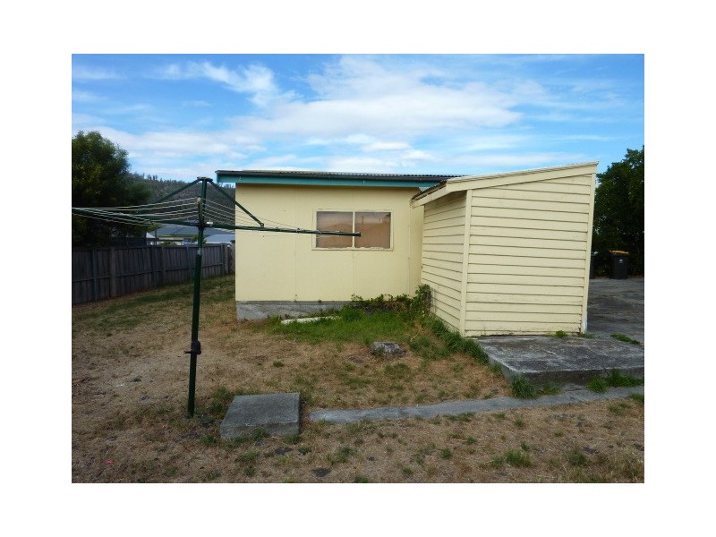 114 Bass Street, Warrane TAS 7018