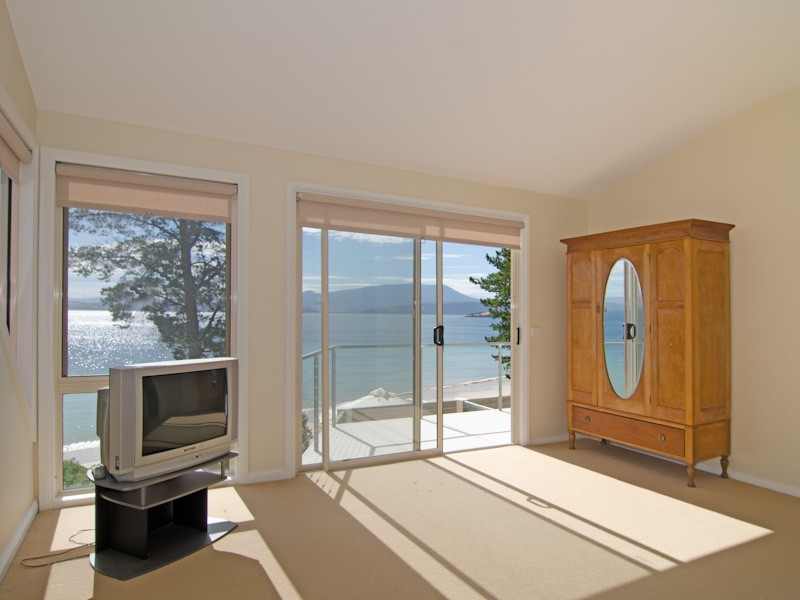 3234 South Arm Road, South Arm TAS 7022