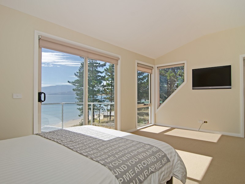 3234 South Arm Road, South Arm TAS 7022