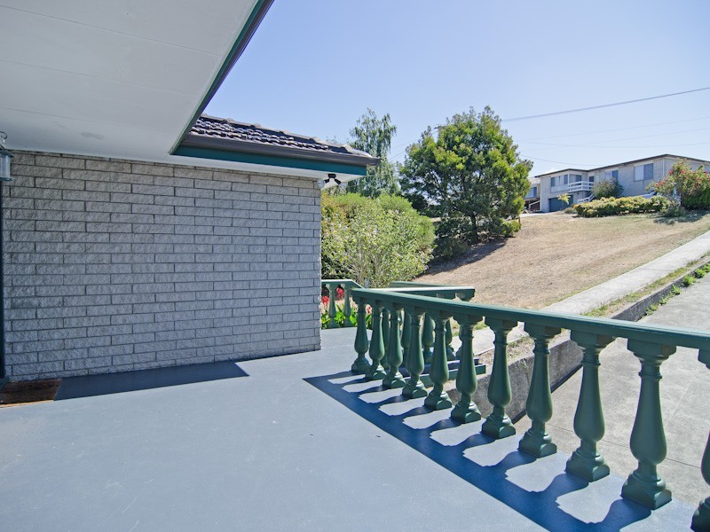 35 Stratton Avenue, Lenah Valley TAS 7008