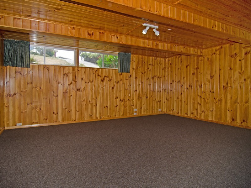 35 Stratton Avenue, Lenah Valley TAS 7008