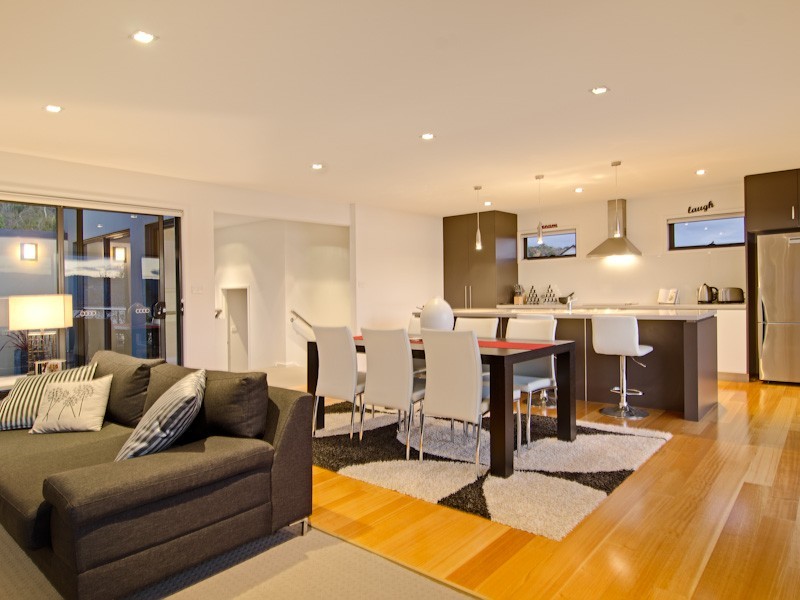 1/698 Oceana Drive, Tranmere TAS 7018