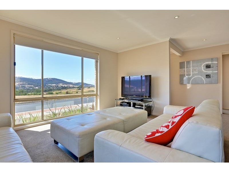 14 Hance Road, Howrah TAS 7018