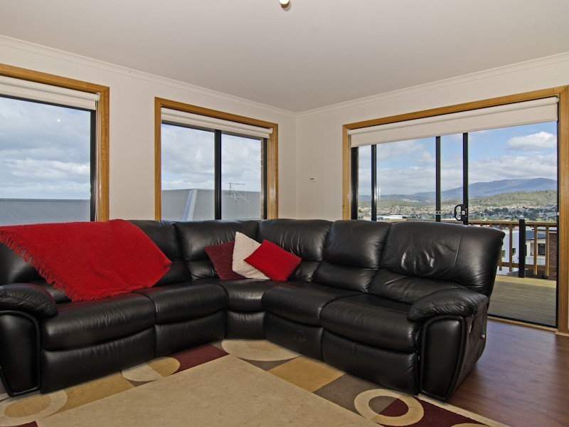 12 Nirranda Court, Oakdowns TAS 7019