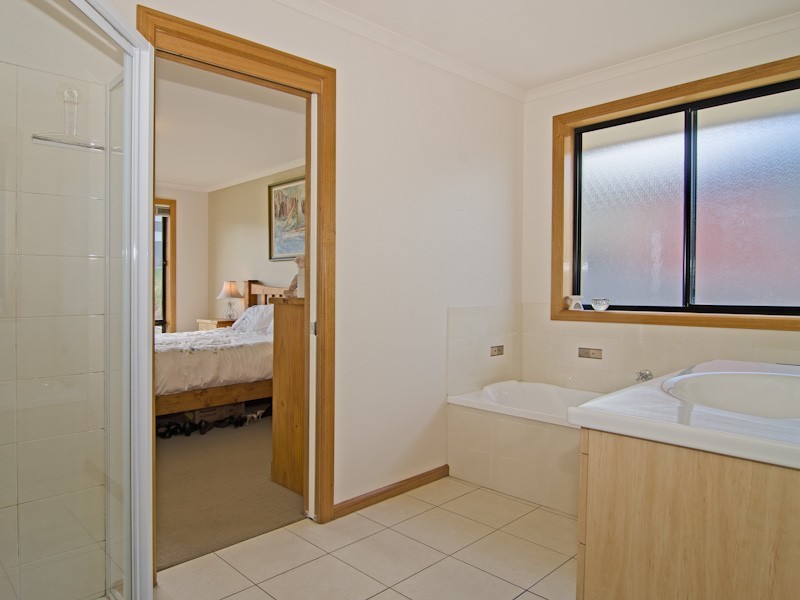 12 Nirranda Court, Oakdowns TAS 7019