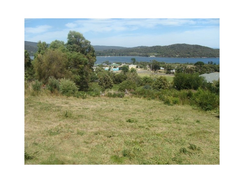 18 Eagle View Road, Nubeena TAS 7184