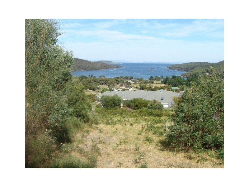 18 Eagle View Road, Nubeena TAS 7184