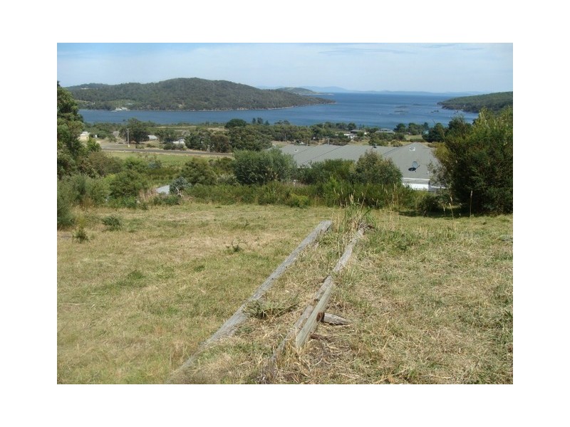 18 Eagle View Road, Nubeena TAS 7184