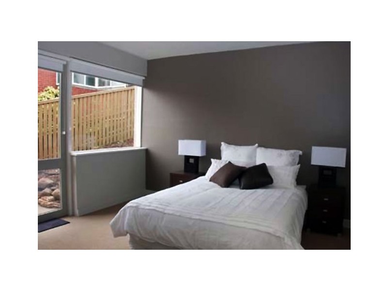 2-7 Montgomery Court, Sandy Bay TAS 7005
