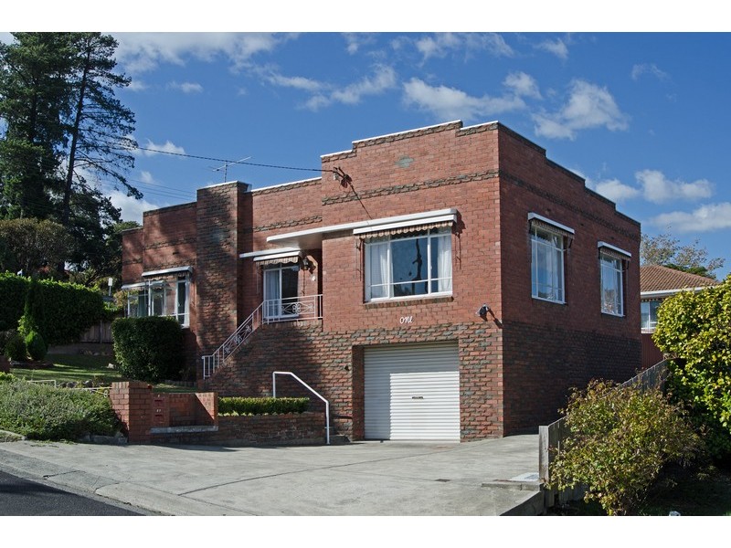 1 / 1 Loatta Road, Lindisfarne TAS 7015