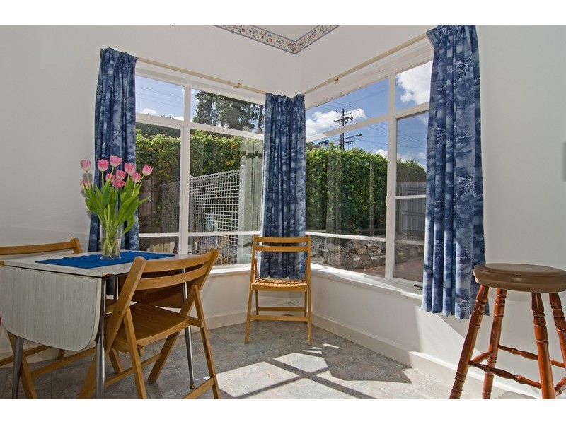 1 / 1 Loatta Road, Lindisfarne TAS 7015
