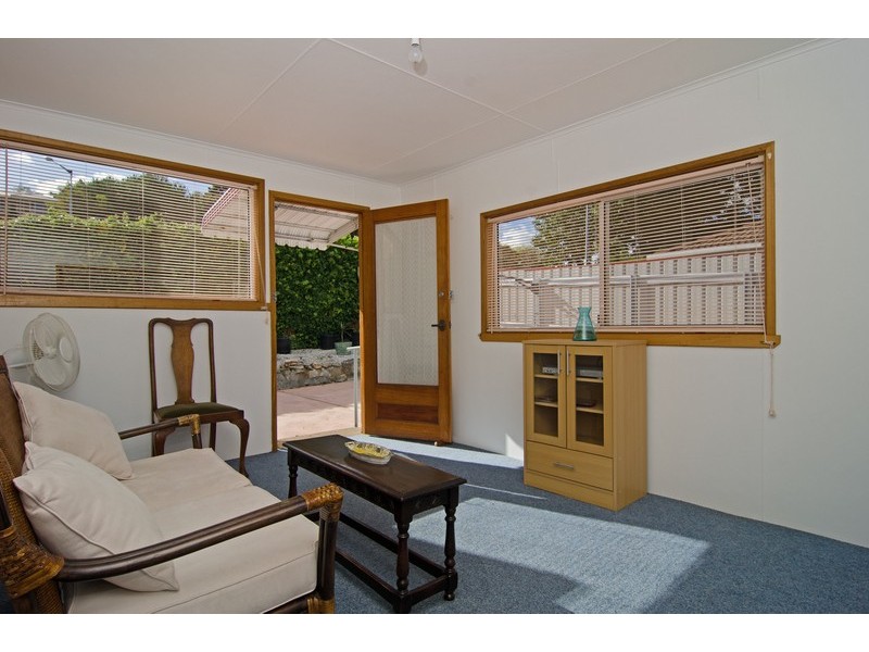 1 / 1 Loatta Road, Lindisfarne TAS 7015