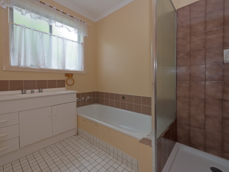 42 Sirius Street, Howrah TAS 7018