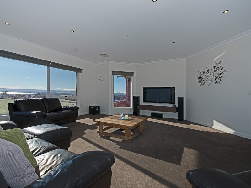 17 Remington Place, Acton Park TAS 7170