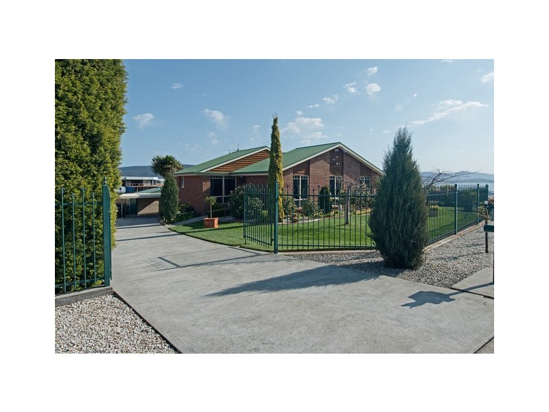 43 Pindos Drive, Tranmere TAS 7018